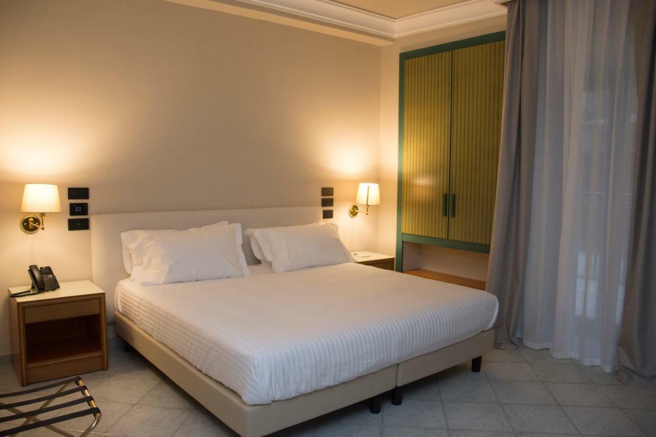 Hotel Commercio Battipaglia Exteriér fotografie