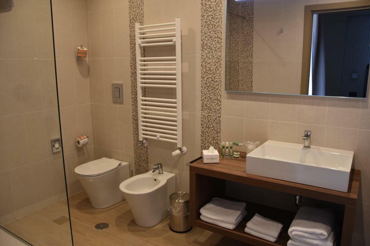 Hotel Commercio Battipaglia Exteriér fotografie