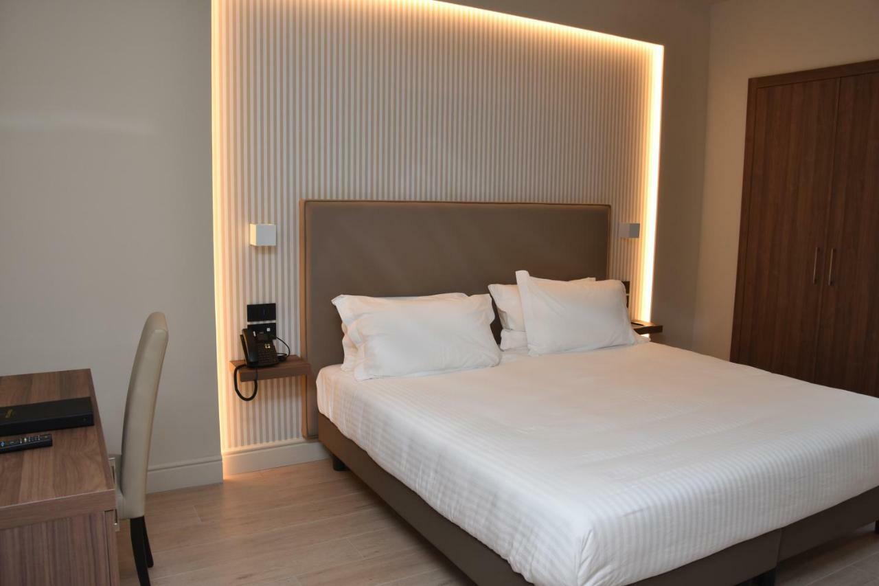 Hotel Commercio Battipaglia Exteriér fotografie